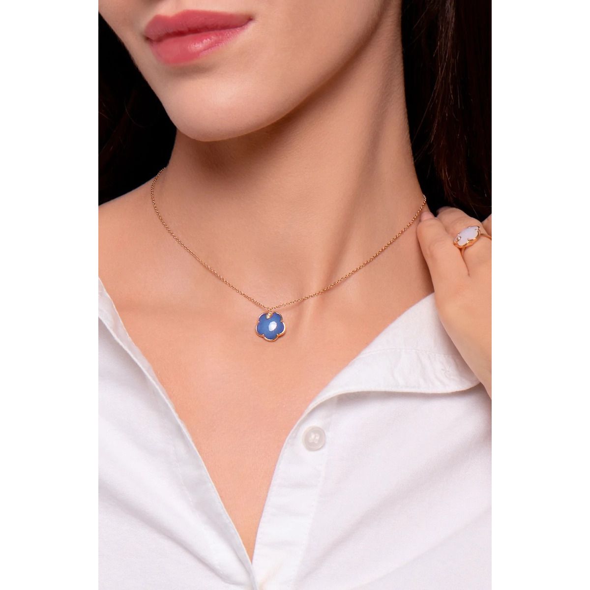 Collana con condolo n madreperla, perle d'acqua dolce, perlne