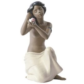 Nao / Sculptures / Nude with Flower – Nudo con il fiore / statua / porcellana / gres