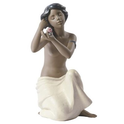 Nao / Sculptures / Nude with Flower – Nudo con il fiore / statua / porcellana / gres