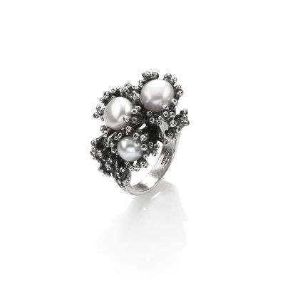 Giovanni Raspini / Anemone / anello / argento e perle naturali