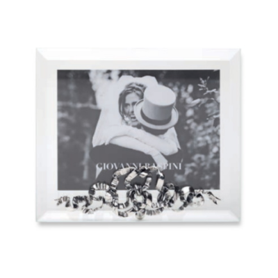 Giovanni Raspini / cornice luce orizzontale nodo d’amore in argento / vetro 19 x 16 cm / foto 15 x 11 cm
