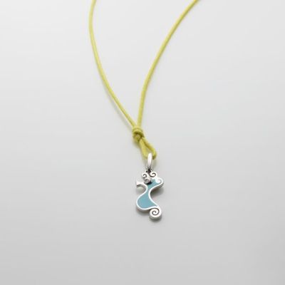 Chantecler / Scugnizzi / ciondolo piccolo cavalluccio marino smalto azzurro con diamantino, cordino giallo 42 cm / argento e diamantino