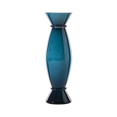 Venini / Acco / vaso / orizzonte, interno lattimo / vetro soffiato lavorato a mano