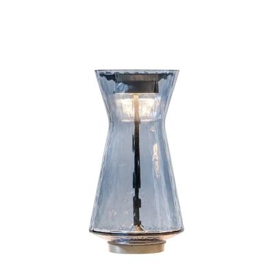 Venini / Tiara Luce / lampada da tavolo / talpa / vetro soffiato lavorato a mano